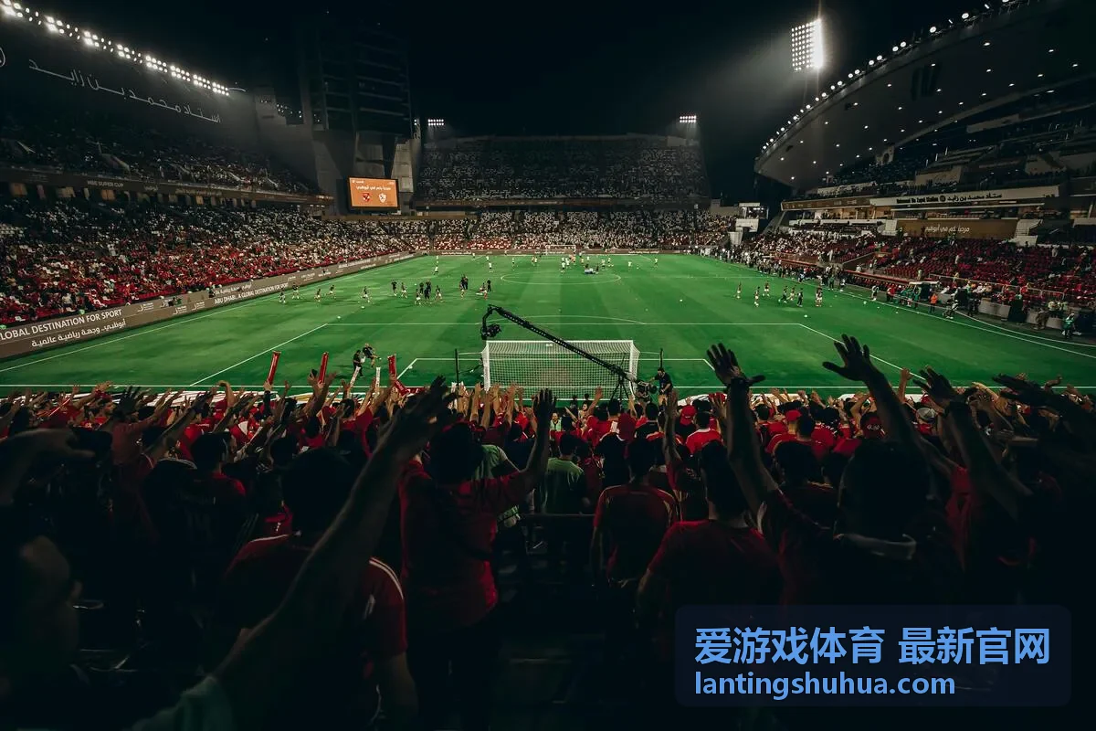 爱游戏体育 最新官网 首页主视觉氛围图